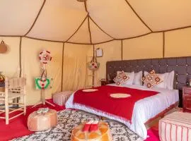 Sanmao Desert Luxury Camp