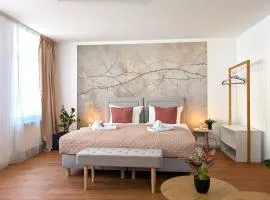 BohnApartments - Am Theater- WLAN- Terrasse- City - Vollausstattung