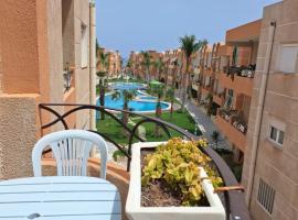 S1 vue piscine résidence les dunes, Hotel in Hammam Sousse
