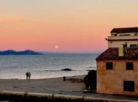 Charming Fisher House on the Beach and in the heart of Saint Tropez
