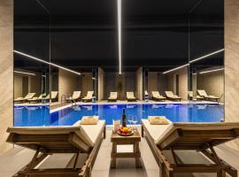 Sunny side Wellness Resort & Spa - Cascade, hotel com spa em Bečići