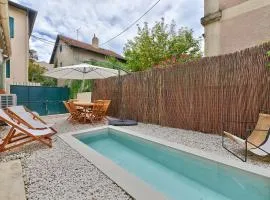 NOCNOC Le Joïa - Petite piscine et jardin en ville