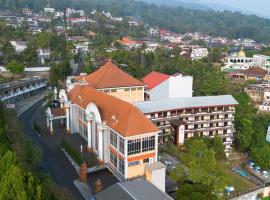 Royal Hotel and Convention Tretes, hotel v destinaci Prigen