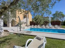 Villa Ladonja with Private Pool and Sauna