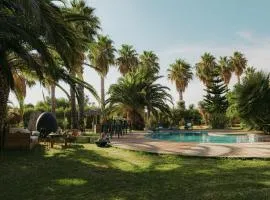 Maison jardin tropicale piscine - Quatre Murs Et Un Toit