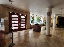 Deptos barrio Almagro-18 centro, ξενοδοχείο στο Σαντιάγο