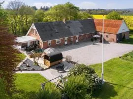 Nice Home In Sønder Felding With Sauna