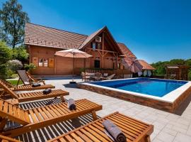 Four-Bedroom Holiday Home In Velika Buna, hotel v destinaci Velika Buna