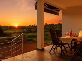 Sunset Sea View Cottage in Chalkidiki's Oasis