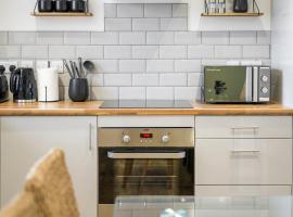Modern 4 bed & 4 En-suite City Centre with Parking, hotel a Southampton