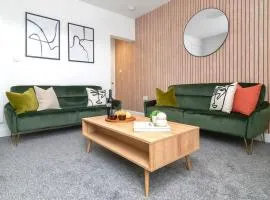 Campbell House by Truestays - NEW 2 Bedroom House in Stoke-on-Trent