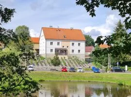 Ela Apartments Farní