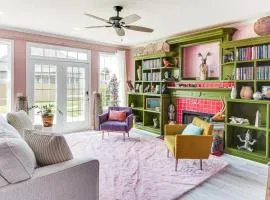 Island Vibes Home with Fire Pit in Murfreesboro!