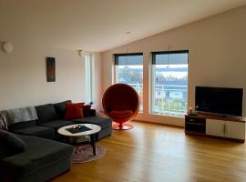 Solsidan: Jomala şehrinde bir otel