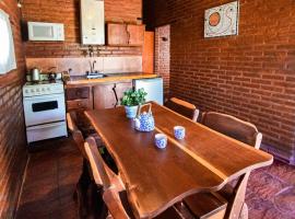 Quebrada del Viento - Cabañas, hotel in Los Hornillos