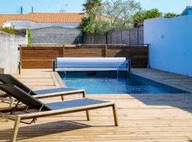 Très jolie maison - Piscine & Jacuzzi - Les Sables - 9 personnes