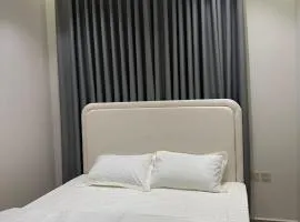 عزم ظهره لبن