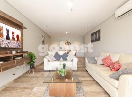 Spacious 2 Bedroom Apt In Villa Morra