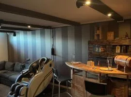 Villa for 10 persons with massage chair, sauna, billiard table and free electric vehicle station for electric cars