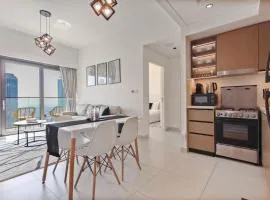 Sea & City Views - Burj Crown - 5 Min Walk to Mall