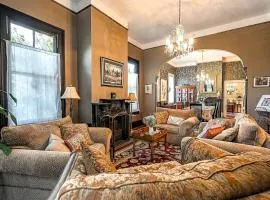 Entire 1888 Victorian Mansion, The Hummingbird Inn, 4BR & 4BA, Free Parking