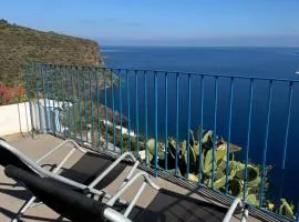 Villa Vista Mare a Filicudi