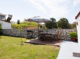 Kentrikon Rooms III & Mint House, hotel em Limenaria