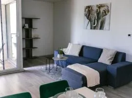 Modern Urban Flat Prešov - Near Downtown, Parking