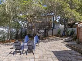 House of Joy Treehouse and Cottage