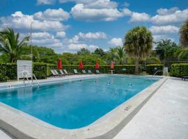 Riverwatch Apartments By Lowkl, ξενοδοχείο σε Jensen Beach