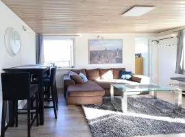 5 Beds - Premium Home - Free Parking - Wifi