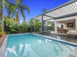 Curlews Nest - Pool BBQ and Beach