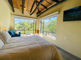 Monteverde Best Inn - HOTEL, hotel v destinaci Tenza