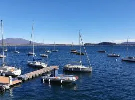 Apartment on Lake Maggiore with Garden