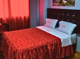 Visita Lima con excelente ubicación, wifi gratis y vistas en "Hostal Paris"