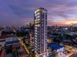 Amana Hotel & Residences
