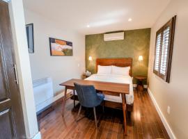 Self Check-In Boutique Hotel - Quartier latin - Room 203, aparthotel en Montreal