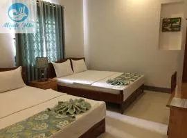 Minh Nhi Hotel