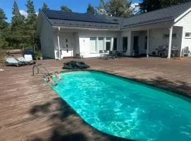 Lomamökki 25 km Turusta