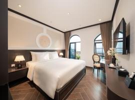 Legend Smart Hotel, Hotel in Phú Thú