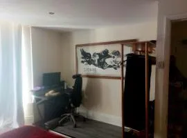 Entire flat, Hastings