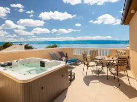 Golden Horizon Suite
