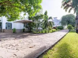 Queens Chateau Boutique Villa