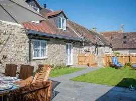 Stable Cottage at Poxwell Manor