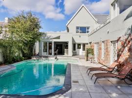 Wholeness Accommodation, spa hotel in Hermanus