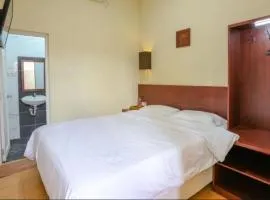 Comfy Room Yogyakarta BY Hamsa Putih