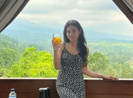 Mandhasativa Homestay