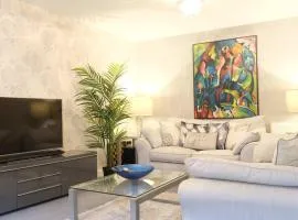 Spacious 4 Bedroom Home with Garden in Bedford