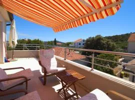 Apartman blizu plaže u Betini