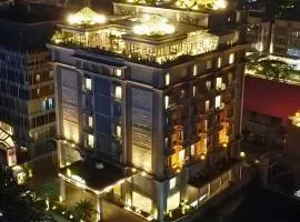 The Grantage Hotel & Sky Lounge